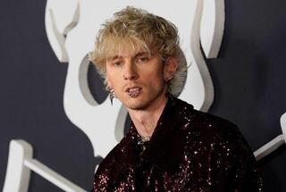 Vinylplate Machine Gun Kelly Mainstream Sellout (LP) - 2