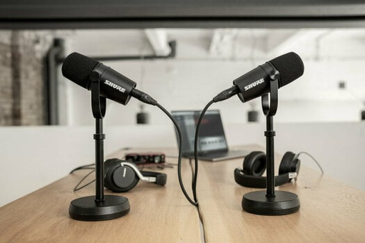 Microphone de podcast Shure MV7X - 12