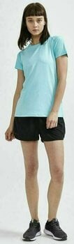 Running t-shirt with short sleeves
 Craft ADV Essence Slim SS Women's Tee Sea M Running t-shirt with short sleeves - 5