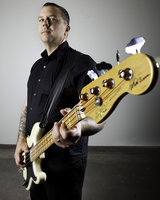 squier matt freeman p bass