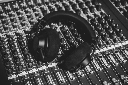 Drahtlose On-Ear-Kopfhörer AIAIAI TMA-2 Studio Wireless+ Black (Neuwertig) - 14