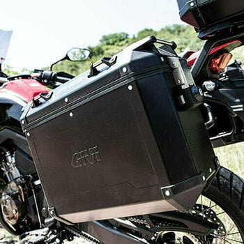 Motorrad Satteltasche / Packtasche Givi Trekker Outback 48 Black Line (2-pack) Monokey 48 L - 11