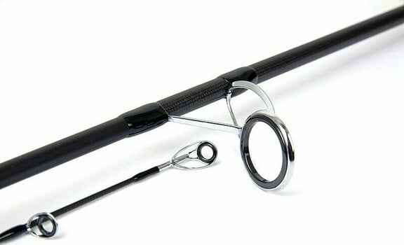 Pike Rod Salmo Hornet Pro Heavy 2,4 m 20 - 60 g 2 parts - 4