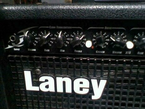 Solid-State Combo Laney LX65D - 3