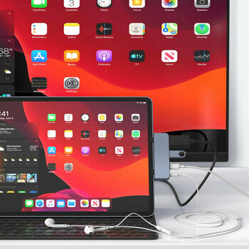 USB-keskitin HYPER HyperDrive 4-in-1 USB-C Hub for iPad Pro - 4