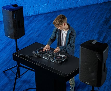 Controlador para DJ Numark NS4FX Controlador para DJ - 12