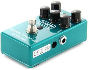Pedal de efectos de bajo Dunlop MXR M83 Bass Chorus Deluxe Pedal de efectos de bajo - 2