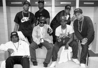 Disc de vinil N.W.A - 100 Miles And Runnin' (3D Cover) (LP) - 1