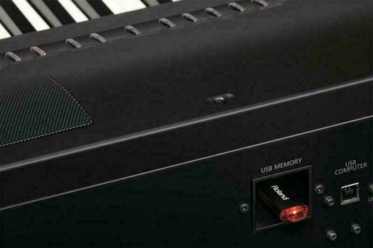 Digitálne stage piano Roland FP 50 BK - 3