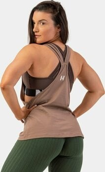 Fitness T-shirt Nebbia Sleeveless Loose Cross Back Tank Top "Feeling Good" Brown S Fitness T-shirt - 2