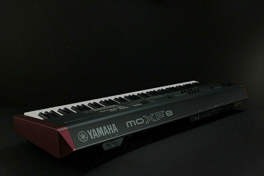 Zenei munkaállomás Yamaha MOX F8 - 4