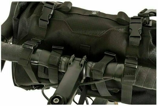 Bicycle bag Agu Handlebar Bag Venture Black 17 L - 8