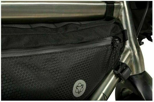 Kerékpár táska Agu Tube Frame Bag Venture Large Black L 5,5 L - 9