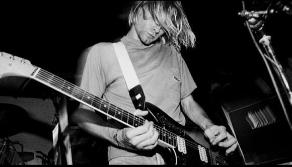 E-Gitarre Fender Kurt Cobain Jaguar RW 3-Tone Sunburst - 2