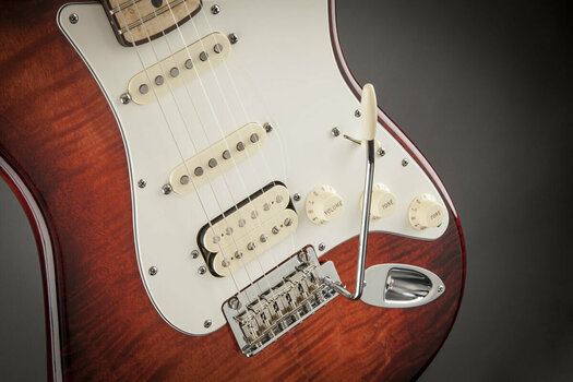 Elektrická kytara Fender Select Stratocaster HSS Exotic Maple Flame Bing Cherry Burst - 5