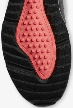 Calçado de golfe para mulher Nike Air Max 270 G Golf Shoes Black/White/Hot Punch 35 - 5