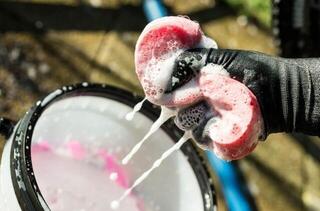Motorcycle Maintenance Product Muc-Off Expanding Microcell Sponge Pink Motorcycle Maintenance Product - 3