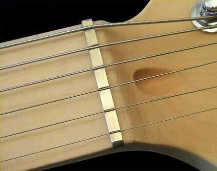 Ersatzteil für Gitarre Fender Yngwie Malmsteen Pre-Slotted Brass String Nut - 2