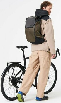 Pyöräilyreppu ja -tarvikkeet AEVOR Bike Pack Proof Olive Gold Reppu - 19