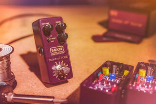 Efecto de guitarra Dunlop MXR CSP039 The Duke of Tone Efecto de guitarra - 6