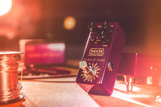 Efecto de guitarra Dunlop MXR CSP039 The Duke of Tone Efecto de guitarra - 7