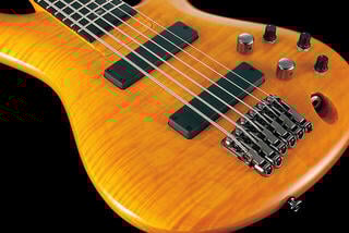 6-snarige basgitaar Ibanez GVB1006-AM Amber 6-snarige basgitaar - 1