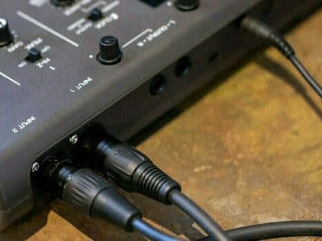 Multitrack compact studio Zoom R12 (Just unboxed) - 7