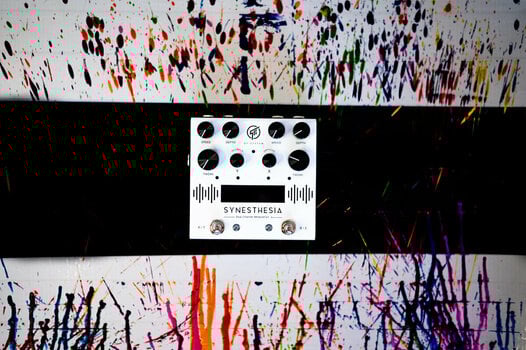 Kytarový multiefekt GFI System Synesthesia White Kytarový multiefekt - 4