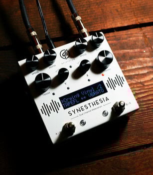 Kytarový multiefekt GFI System Synesthesia White Kytarový multiefekt - 10
