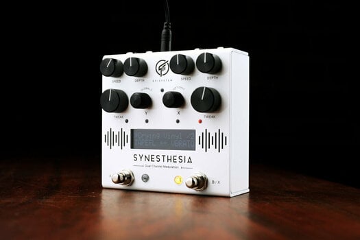 Kytarový multiefekt GFI System Synesthesia White Kytarový multiefekt - 11