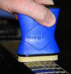 Čistící prostředek MusicNomad MN109 String Fuel - 2