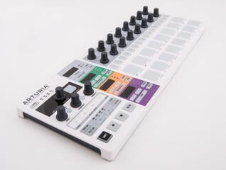 Contrôleur MIDI Arturia BeatStep Pro Contrôleur MIDI - 2