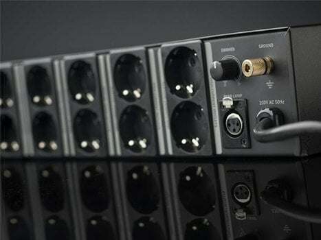 Stabilizatory napięcia Black Lion Audio PG-2 F - 6