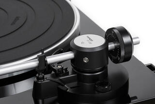 Hi-Fi Turntable Thorens TD 204 Gloss Black Hi-Fi Turntable - 7
