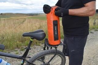 Geantă pentru bicicletă Aeroe Heavy Duty Sac impermeabil Orange 8 L - 6