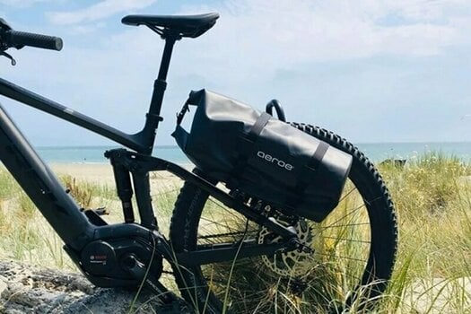 Kerékpár táska Aeroe Heavy Duty Drybag Black 12 L - 9