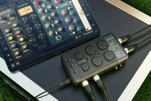 USB audio převodník - zvuková karta IK Multimedia iRig PRO Quattro I/O Deluxe - 11