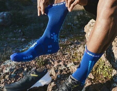 Meias de corrida Compressport Pro Racing Socks v4.0 Trail Sodalite/Fluo Blue T2 Meias de corrida - 5