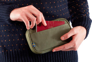 Wallet, Crossbody Bag Fjällräven Kånken Travel Wallet Arctic Green - 2