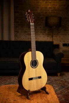 Klassisk gitarr Ortega R158 4/4 Natural - 17