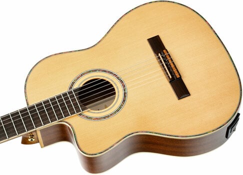 Guitares classique avec préampli Ortega RCE141NT-L 4/4 - 8
