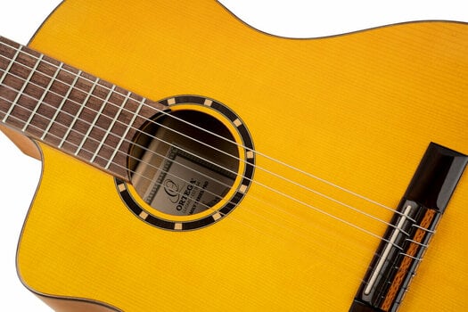 Classical Guitar with Preamp Ortega RCE170F-L 4/4 Stain Yellow - 10