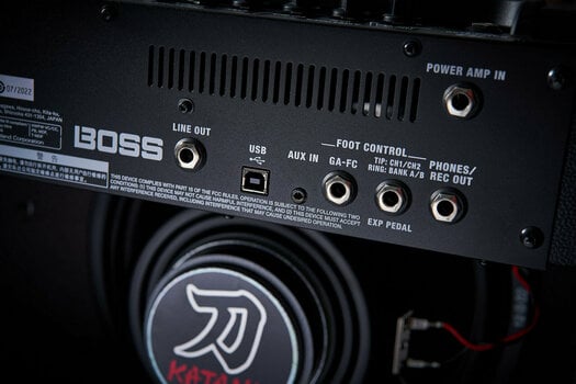 Amplificador combo de modelação Boss Katana 50 MKII EX - 10