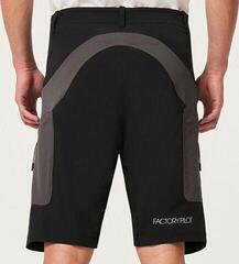 Șort / pantalon ciclism Oakley Maven MTB Cargo Short Blackout 31 Șort / pantalon ciclism - 3