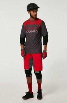 Cyklonohavice Oakley Seeker '75 Short Red Line 33 Cyklonohavice - 10