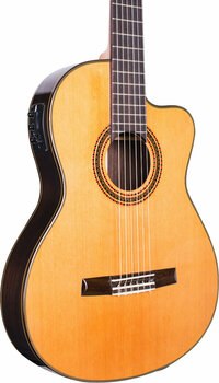 Klassisk guitar med forforstærker Valencia CCG1 - 6