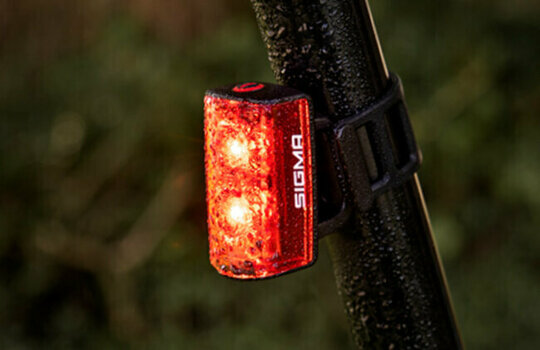 Cyklistické světlo Sigma Buster Black Front 400 lm / Rear 80 lm Cyklistické světlo - 5