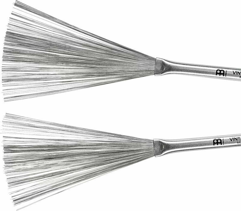 Материал на четките