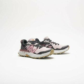 Трейл обувки за бягане
 New Balance Womens Fresh Foam Hierro V7 Pink 36,5 Трейл обувки за бягане - 9