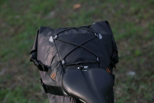 Kolesarske torbe Woho X-Touring Saddle Bag Dry Cyber Camo Diamond Black L - 3